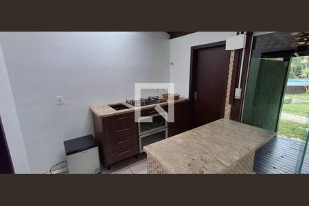 Cozinha de casa para alugar com 3 quartos, 310m² em Rio Tavares, Florianópolis