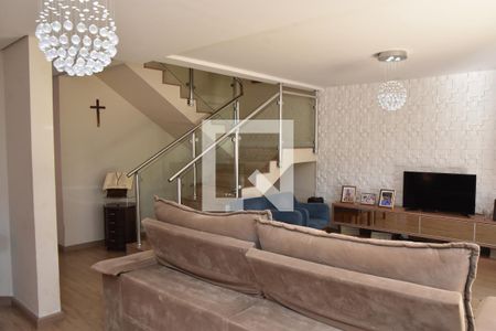 Sala de casa à venda com 3 quartos, 288m² em Jardim da Serra, Jundiaí