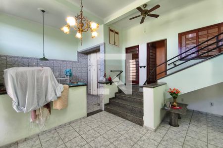Sala de casa à venda com 2 quartos, 120m² em Jardim do Lago Continuacao, Campinas
