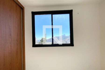 Suite de apartamento para alugar com 2 quartos, 52m² em Estoril, Belo Horizonte