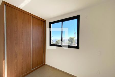 Suite de apartamento para alugar com 2 quartos, 52m² em Estoril, Belo Horizonte