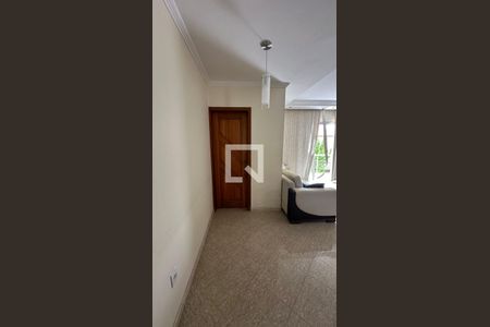 Sala de casa de condomínio para alugar com 3 quartos, 280m² em Parque Santana, Mogi das Cruzes