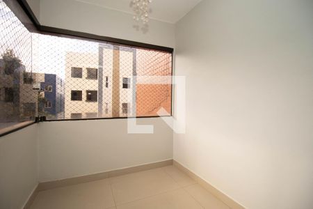 Sacada de apartamento para alugar com 2 quartos, 60m² em Qrsw 8, Brasília