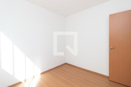 Quarto 2 de apartamento para alugar com 2 quartos, 40m² em Restinga, Porto Alegre