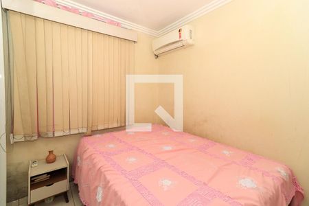 Quarto 2 de casa à venda com 1 quarto, 70m² em Padre Miguel, Rio de Janeiro