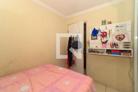 Quarto 2 de casa à venda com 1 quarto, 70m² em Padre Miguel, Rio de Janeiro