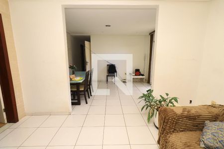 Casa para alugar com 3 quartos, 114m² em Itapuã, Salvador