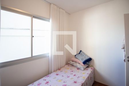 Quarto 2 de apartamento para alugar com 2 quartos, 75m² em Manacás, Belo Horizonte