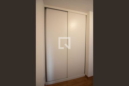 Quarto1 de apartamento para alugar com 2 quartos, 75m² em Manacás, Belo Horizonte