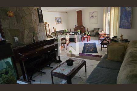 Sala de casa para alugar com 4 quartos, 366m² em Bairro dos Casa, São Bernardo do Campo