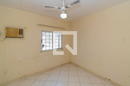 Quarto 2 de casa para alugar com 2 quartos, 60m² em Vila da Penha, Rio de Janeiro