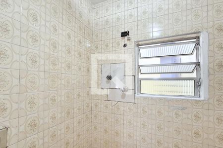 Banheiro Social de casa para alugar com 2 quartos, 74m² em Vila Planalto, São Bernardo do Campo