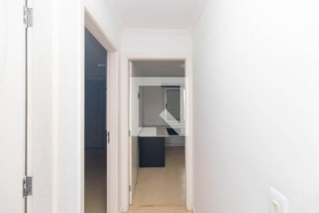 Corredor dos Quartos de apartamento para alugar com 2 quartos, 70m² em Vila Mazzei, São Paulo