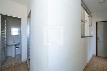 Corredor de apartamento para alugar com 1 quarto, 40m² em Nova Suíça, Belo Horizonte