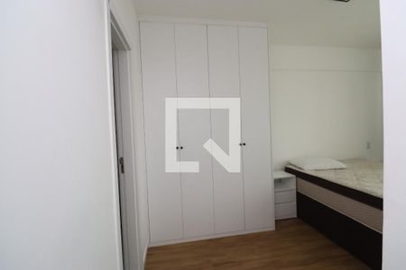 Quarto 2 de apartamento para alugar com 2 quartos, 68m² em Piatã, Salvador
