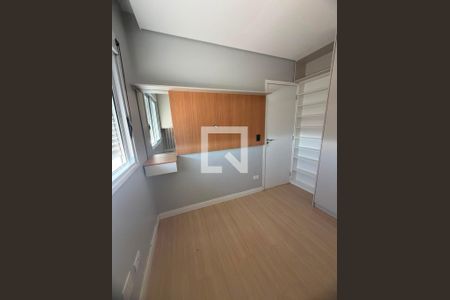 Quarto de apartamento para alugar com 2 quartos, 54m² em Pousada dos Bandeirantes, Carapicuíba