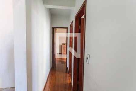 Corredor de apartamento à venda com 3 quartos, 85m² em Nova Floresta, Belo Horizonte