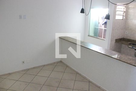Sala/Cozinha de apartamento para alugar com 1 quarto, 60m² em Jardim Esperança, Cabo Frio