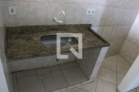 Sala/Cozinha de apartamento para alugar com 1 quarto, 60m² em Jardim Esperança, Cabo Frio