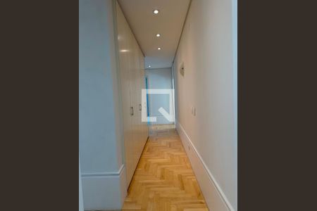 Corredor de apartamento para alugar com 3 quartos, 368m² em Vila Andrade, São Paulo