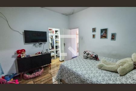 Quarto 1 de casa à venda com 3 quartos, 200m² em Brás de Pina, Rio de Janeiro