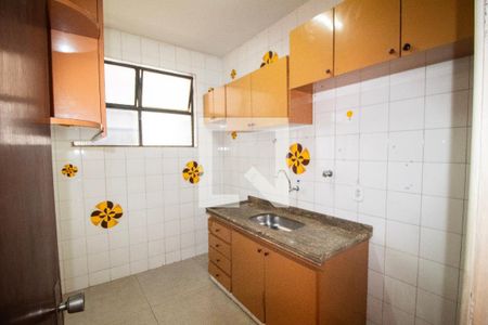 Cozinha  de apartamento para alugar com 4 quartos, 94m² em Coração Eucarístico, Belo Horizonte