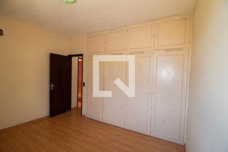 Suíte de apartamento para alugar com 4 quartos, 94m² em Coração Eucarístico, Belo Horizonte