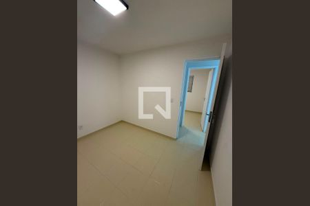 Quarto de apartamento à venda com 2 quartos, 45m² em Jardim Tamoio, Jundiaí