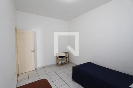 Quarto 1 de casa para alugar com 2 quartos, 72m² em Carlos Prates, Belo Horizonte