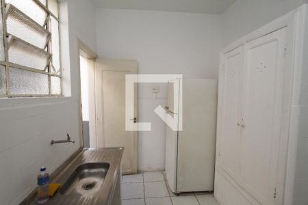 Cozinha de casa para alugar com 2 quartos, 72m² em Carlos Prates, Belo Horizonte