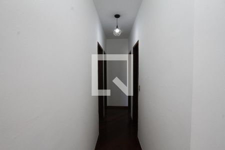 Corredor de apartamento para alugar com 3 quartos, 82m² em Lourdes, Belo Horizonte