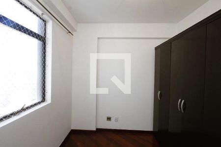 Quarto 1 de apartamento para alugar com 3 quartos, 82m² em Lourdes, Belo Horizonte