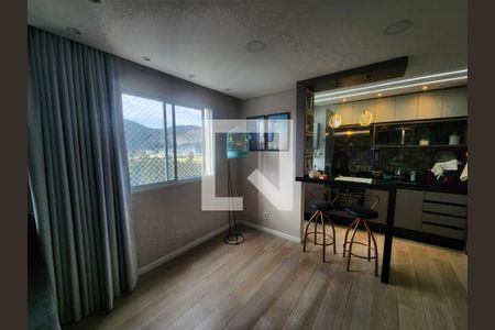 Sala de apartamento para alugar com 1 quarto, 40m² em Jardim Adelfiore, São Paulo