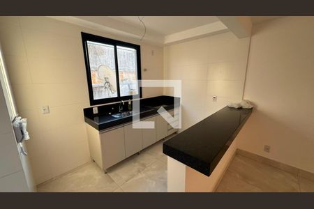 Cozinha de apartamento para alugar com 3 quartos, 72m² em Ana Lúcia, Belo Horizonte