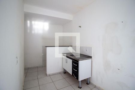 Cozinha de casa de condomínio para alugar com 1 quarto, 22m² em Jardim Nogueira, Sorocaba
