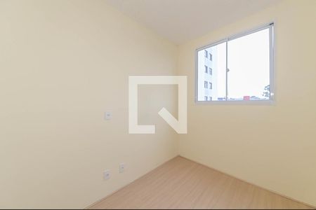 Quarto 1 de apartamento para alugar com 2 quartos, 34m² em Jardim São Luís, São Paulo