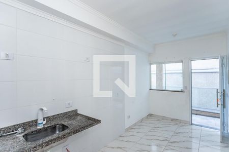 Sala e cozinha de apartamento para alugar com 2 quartos, 50m² em São Domingos, São Paulo