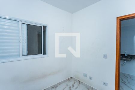 Quarto 1 de apartamento para alugar com 2 quartos, 50m² em São Domingos, São Paulo