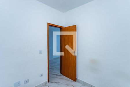 Quarto 1 de apartamento para alugar com 2 quartos, 50m² em São Domingos, São Paulo