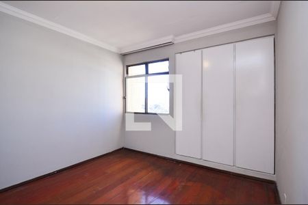 Quarto 2 de apartamento para alugar com 2 quartos, 59m² em Santa Tereza, Belo Horizonte