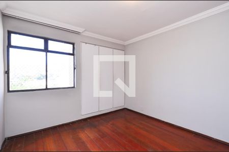 Quarto 2 de apartamento para alugar com 2 quartos, 59m² em Santa Tereza, Belo Horizonte