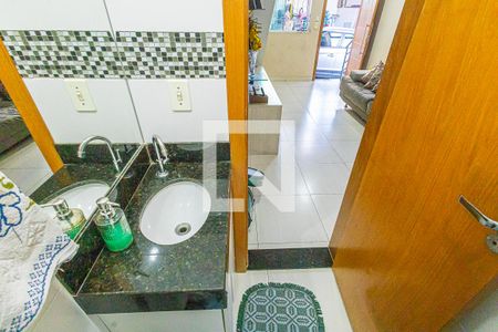 lavabo de casa à venda com 2 quartos, 115m² em Santa Monica, Belo Horizonte