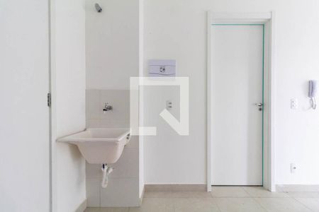 Sala, Cozinha e Área de Serviço de apartamento para alugar com 1 quarto, 28m² em Penha de França, São Paulo