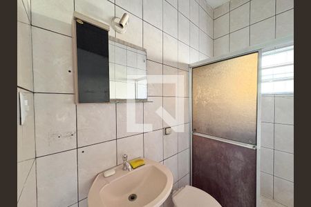 Banheiro de casa para alugar com 1 quarto, 95m² em Vila Nossa Senhora do Retiro, São Paulo