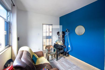 Sala 2 de casa para alugar com 3 quartos, 100m² em Mutua, São Gonçalo