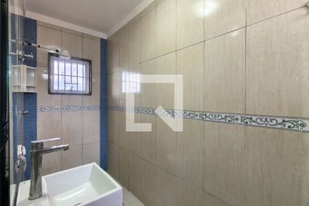 Banheiro da Suíte 1  de casa para alugar com 4 quartos, 206m² em Tupiry, Praia Grande