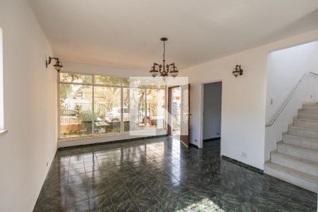 Sala de casa para alugar com 6 quartos, 225m² em Vila Betania, São José dos Campos