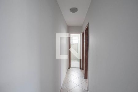 Corredor de apartamento para alugar com 2 quartos, 53m² em Manacás, Belo Horizonte