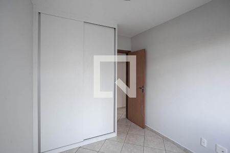 Quarto 1 de apartamento para alugar com 2 quartos, 53m² em Manacás, Belo Horizonte