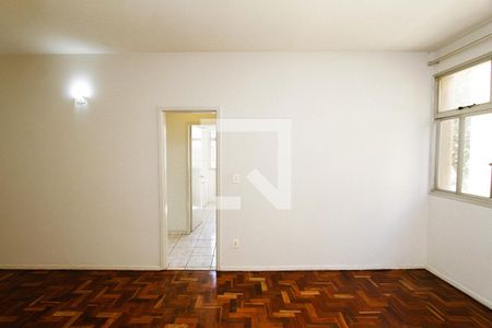 Sala de apartamento para alugar com 2 quartos, 90m² em Nova Suíça, Belo Horizonte